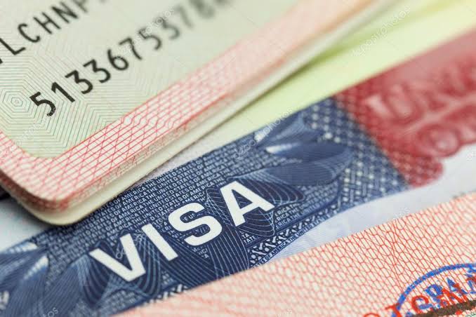 What is Difference between Visa and Passport?