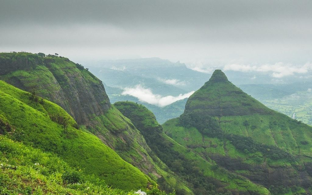 Visit best places in Lonavala During Monsoon